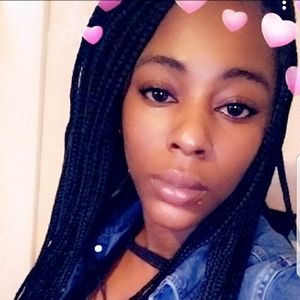 Meet your Posher, Keasha